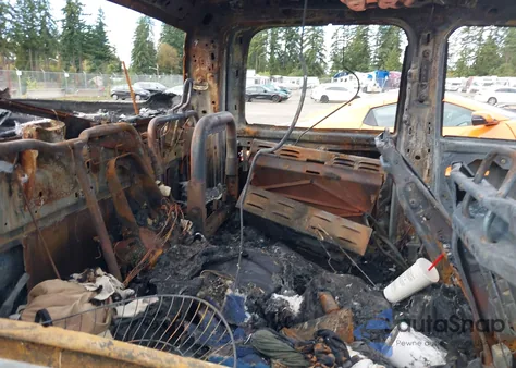 2011 Ram Ram 2500 Laramie z USA, uszkodzony, nr VIN 3D7UT2CL5BG525649